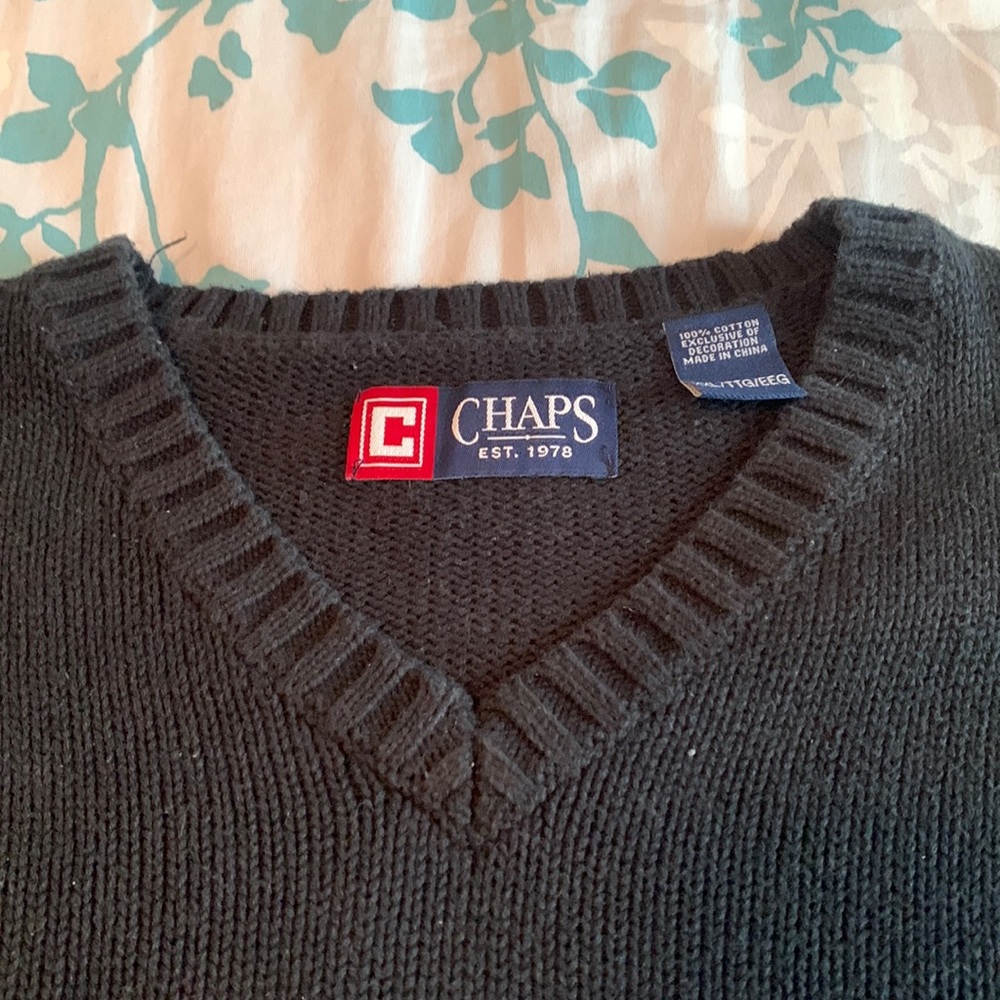 Chaps, Vneck sweater